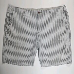 Tommy Bahama Seersucker Shorts Mens 40 Nylon Stretch 10" inseam Striped